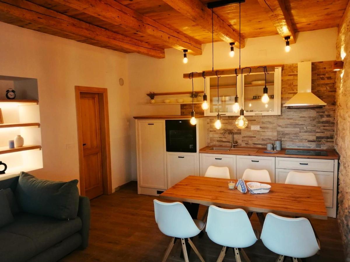 Apartments Dalmatian Stone House 투라니 외부 사진